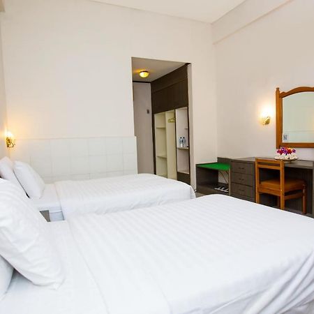 Green Garden Hotel Berastagi Εξωτερικό φωτογραφία