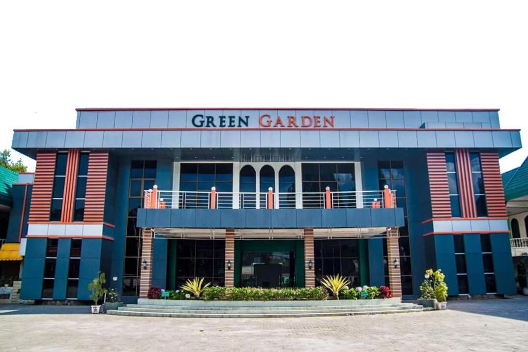 Green Garden Hotel Berastagi Εξωτερικό φωτογραφία