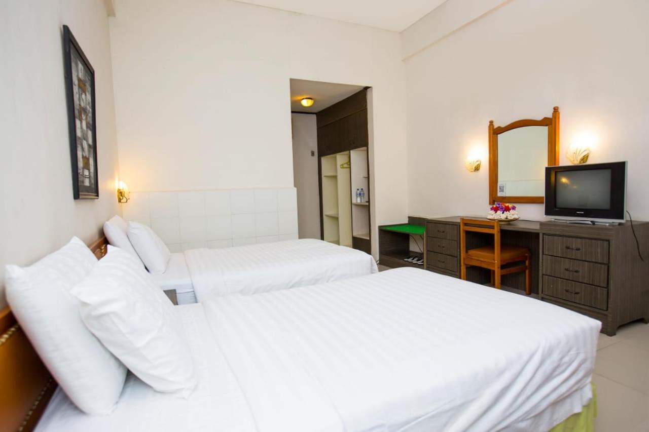 Green Garden Hotel Berastagi Εξωτερικό φωτογραφία